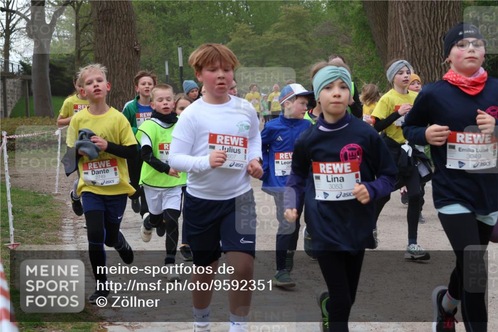 25.04.2026 - Das Zehntel Zöllner http://msf.ph/oto/9592351 25.04.2026 08:42:48 Laufen 2749, 507, 3053, 3049 meine-sportfotos.de