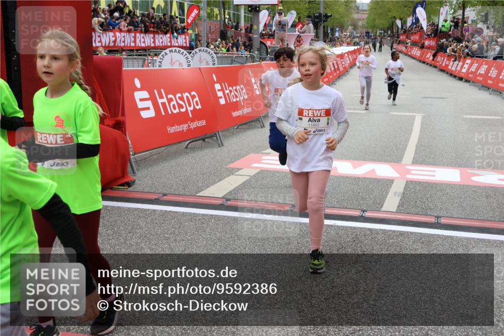 25.04.2026 - Das Zehntel Strokosch-Dieckow http://msf.ph/oto/9592386 25.04.2026 13:00:45 Ziel 10341, 10584, 10625, 11452, 11486, 11724, 11732, 12127, 12142, 12162, 12198, 12206, 12607, 12616, 12622, 12625, 12686, 12717, 12722, 12972, 10341, 10584, 10625, 11452, 11486, 11724, 11732, 12127, 12142, 12162, 12198, 12206, 12607, 12616, 12622, 12625, 12686, 12717, 12722, 12972 meine-sportfotos.de