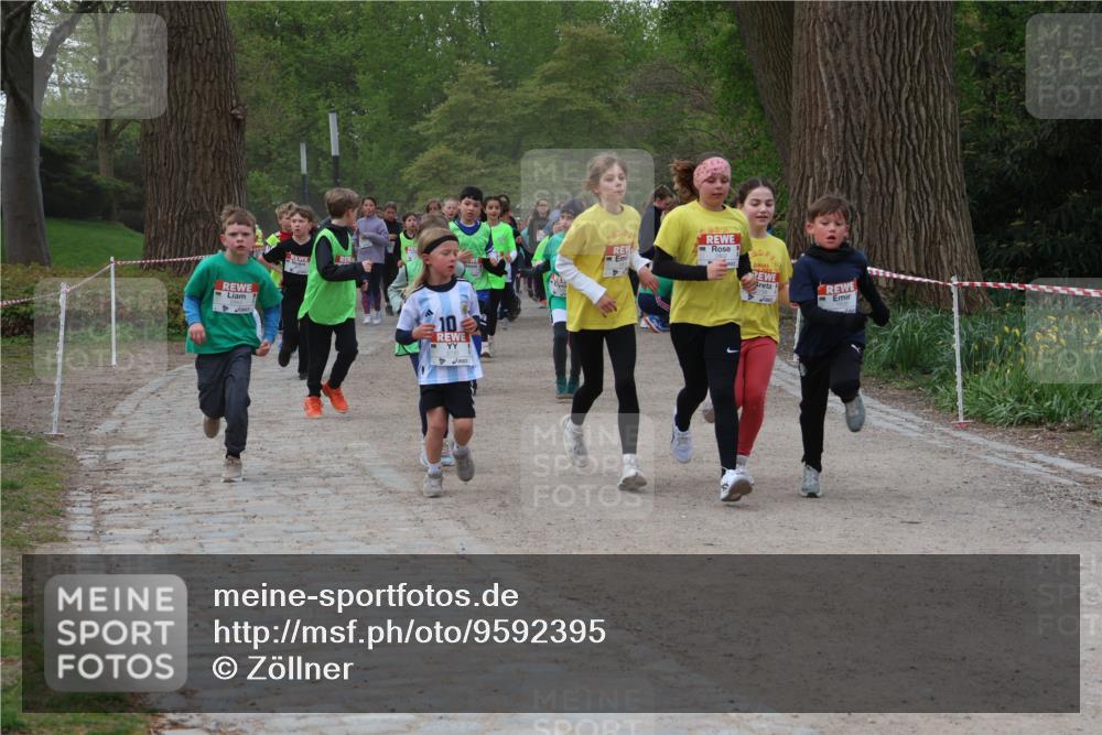 25.04.2026 - Das Zehntel Zöllner http://msf.ph/oto/9592395 25.04.2026 08:42:58 Laufen 10, 337 meine-sportfotos.de