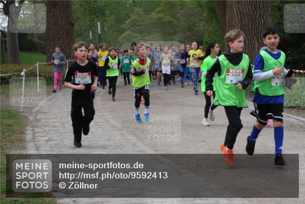 25.04.2026 - Das Zehntel Zöllner http://msf.ph/oto/9592413 25.04.2026 08:43:02 Laufen 10, 1399 meine-sportfotos.de