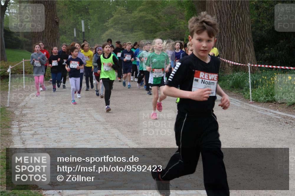 25.04.2026 - Das Zehntel Zöllner http://msf.ph/oto/9592423 25.04.2026 08:43:04 Laufen 3755 meine-sportfotos.de