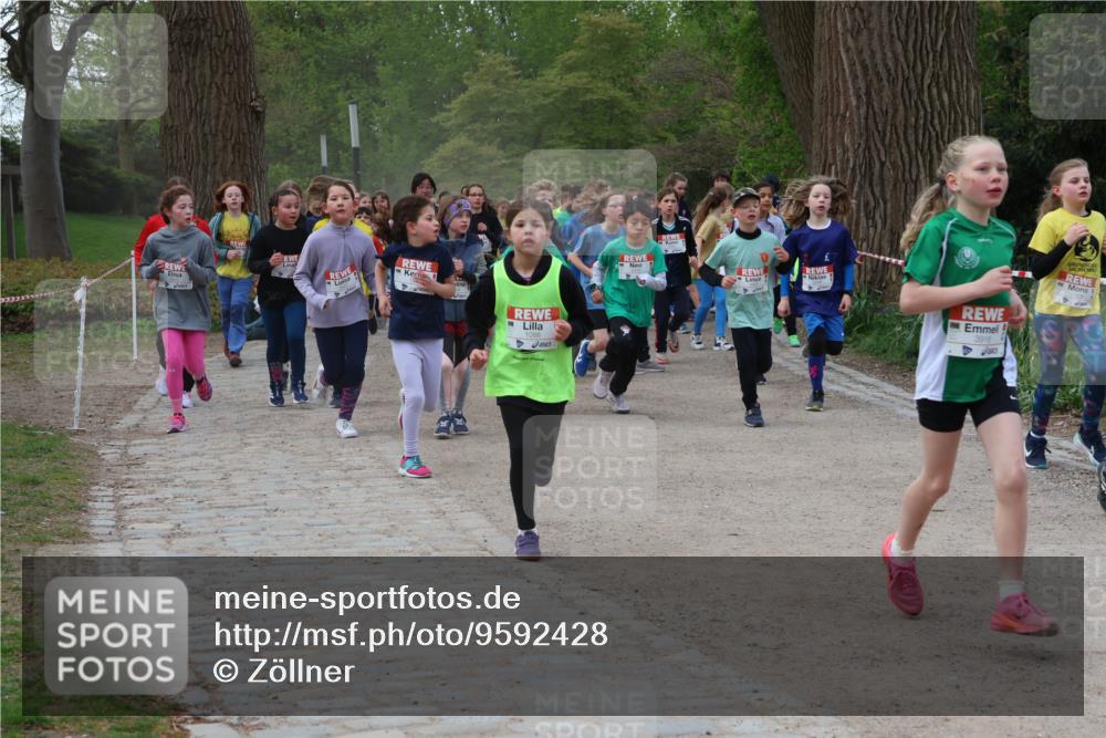 25.04.2026 - Das Zehntel Zöllner http://msf.ph/oto/9592428 25.04.2026 08:43:05 Laufen 3916 meine-sportfotos.de