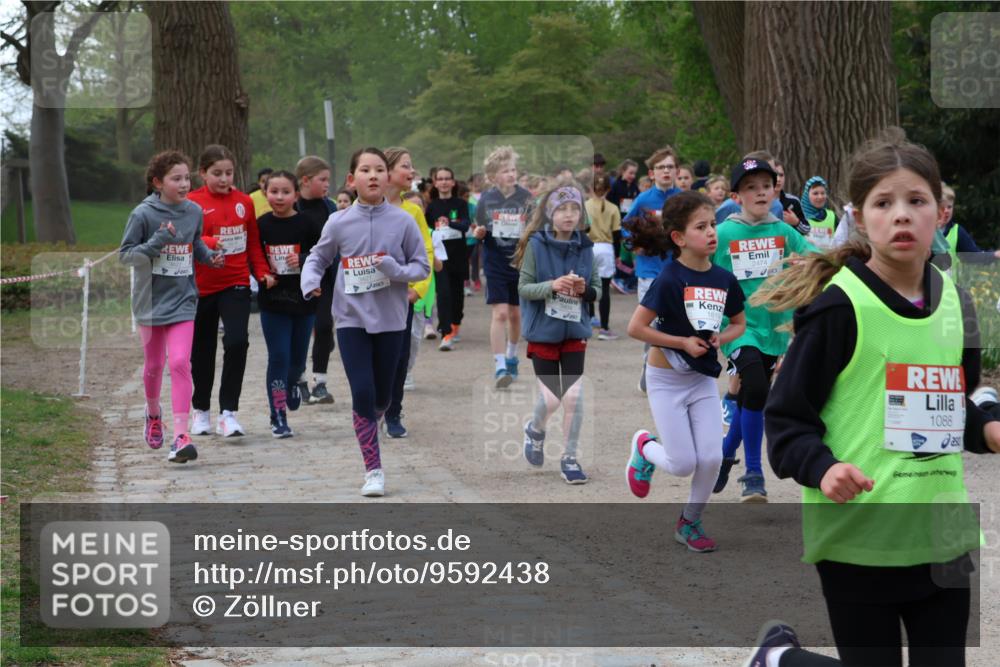 25.04.2026 - Das Zehntel Zöllner http://msf.ph/oto/9592438 25.04.2026 08:43:07 Laufen 3427, 1810, 2474, 1088 meine-sportfotos.de