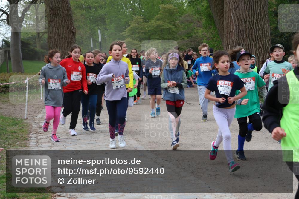 25.04.2026 - Das Zehntel Zöllner http://msf.ph/oto/9592440 25.04.2026 08:43:07 Laufen 8404, 2474 meine-sportfotos.de