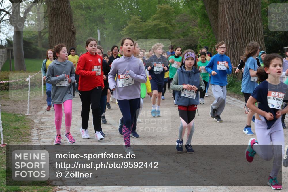25.04.2026 - Das Zehntel Zöllner http://msf.ph/oto/9592442 25.04.2026 08:43:07 Laufen 3404, 1819 meine-sportfotos.de