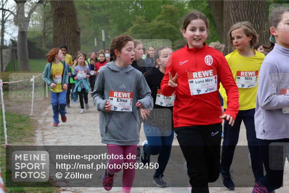 25.04.2026 - Das Zehntel Zöllner http://msf.ph/oto/9592450 25.04.2026 08:43:09 Laufen 3619, 3622, 3418, 3623 meine-sportfotos.de