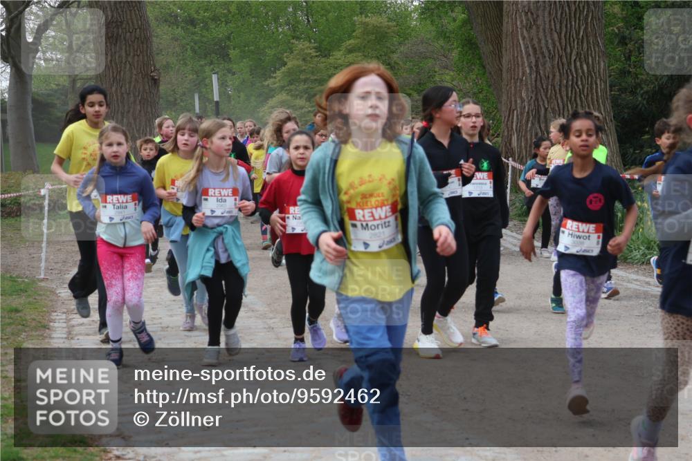 25.04.2026 - Das Zehntel Zöllner http://msf.ph/oto/9592462 25.04.2026 08:43:12 Laufen 2963, 2821, 3038 meine-sportfotos.de