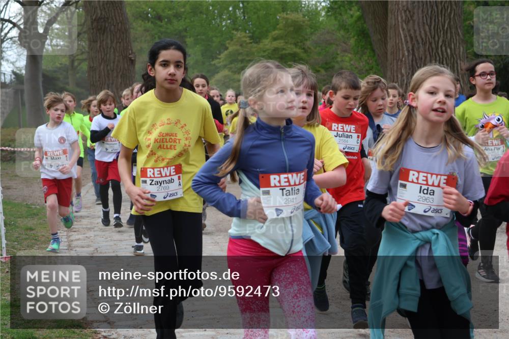 25.04.2026 - Das Zehntel Zöllner http://msf.ph/oto/9592473 25.04.2026 08:43:14 Laufen 2769, 2941, 2584, 2963, 4005 meine-sportfotos.de