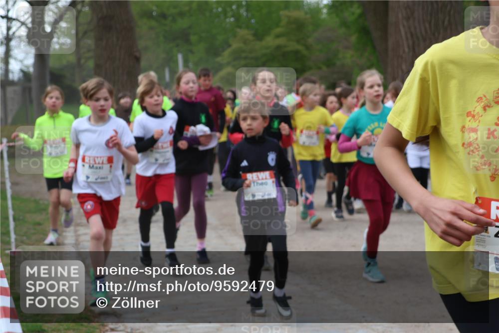 25.04.2026 - Das Zehntel Zöllner http://msf.ph/oto/9592479 25.04.2026 08:43:15 Laufen 278 meine-sportfotos.de
