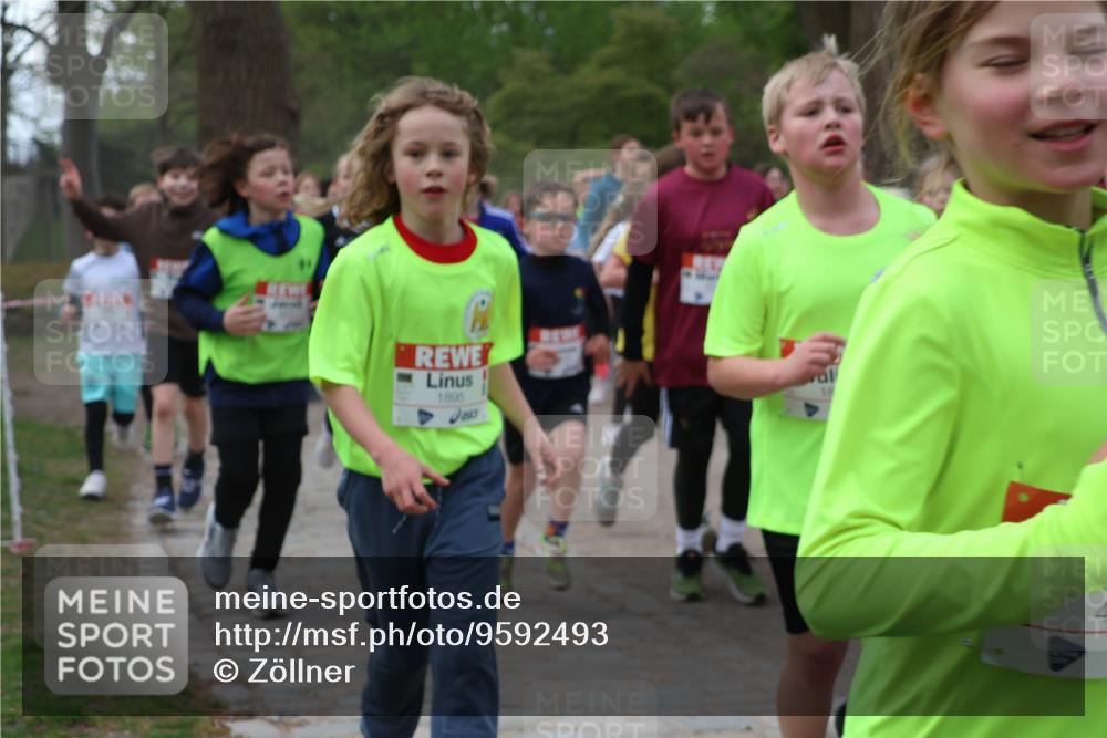 25.04.2026 - Das Zehntel Zöllner http://msf.ph/oto/9592493 25.04.2026 08:43:18 Laufen 1896 meine-sportfotos.de
