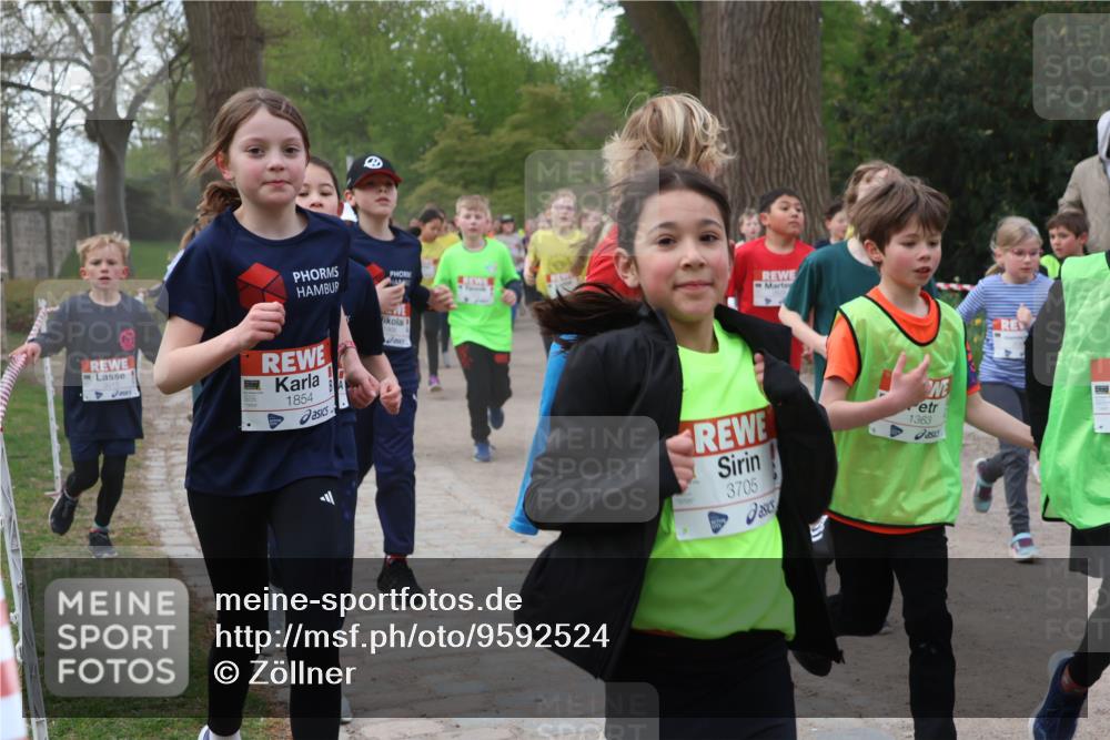 25.04.2026 - Das Zehntel Zöllner http://msf.ph/oto/9592524 25.04.2026 08:43:25 Laufen 1854, 3705, 1363 meine-sportfotos.de