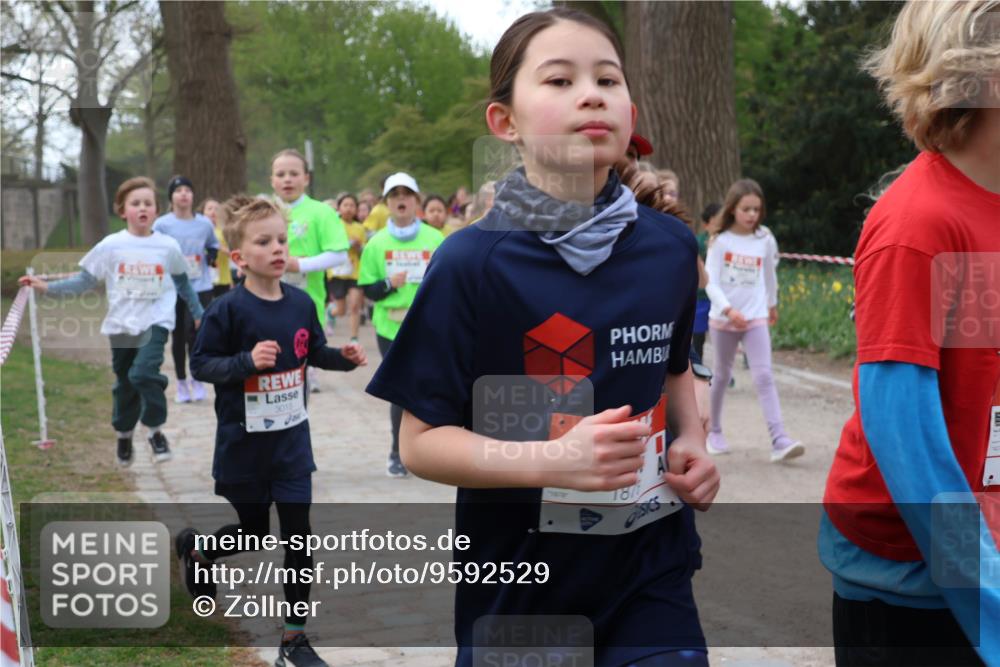 25.04.2026 - Das Zehntel Zöllner http://msf.ph/oto/9592529 25.04.2026 08:43:26 Laufen 3015, 1878, 181 meine-sportfotos.de