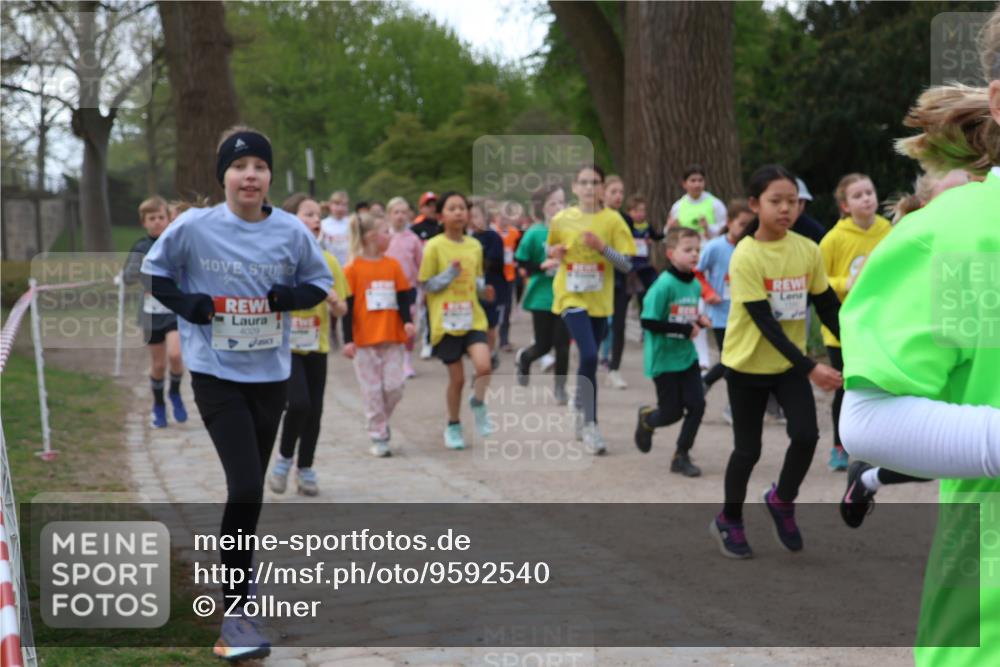 25.04.2026 - Das Zehntel Zöllner http://msf.ph/oto/9592540 25.04.2026 08:43:29 Laufen 4029 meine-sportfotos.de
