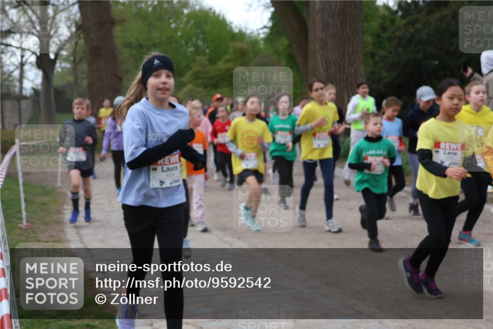 25.04.2026 - Das Zehntel Zöllner http://msf.ph/oto/9592542 25.04.2026 08:43:29 Laufen 4029 meine-sportfotos.de