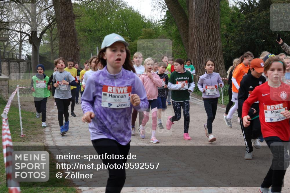 25.04.2026 - Das Zehntel Zöllner http://msf.ph/oto/9592557 25.04.2026 08:43:32 Laufen 5333, 1646, 44444444, 1968 meine-sportfotos.de