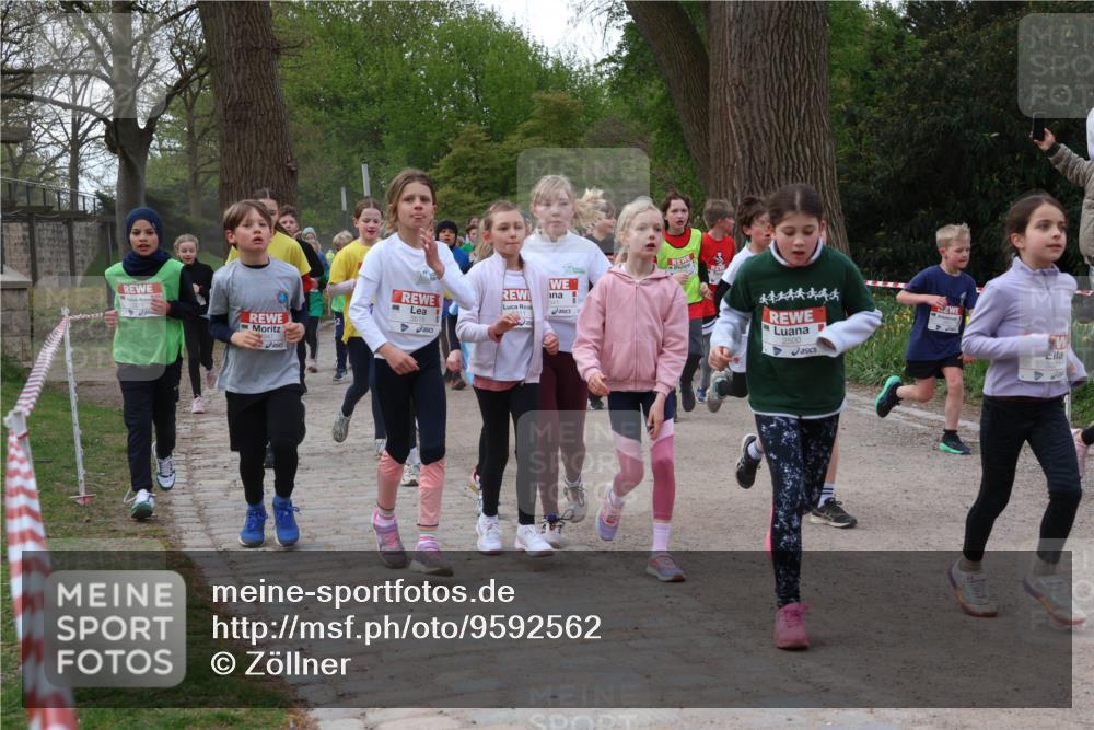 25.04.2026 - Das Zehntel Zöllner http://msf.ph/oto/9592562 25.04.2026 08:43:33 Laufen 3518, 2500 meine-sportfotos.de