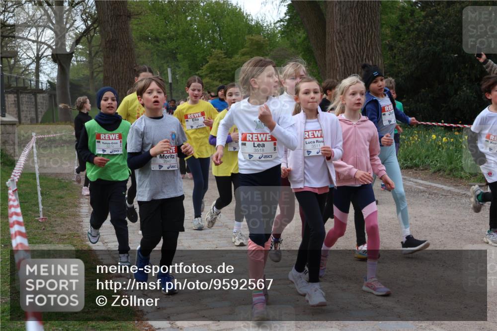 25.04.2026 - Das Zehntel Zöllner http://msf.ph/oto/9592567 25.04.2026 08:43:34 Laufen 3276, 2947, 3518, 3511 meine-sportfotos.de