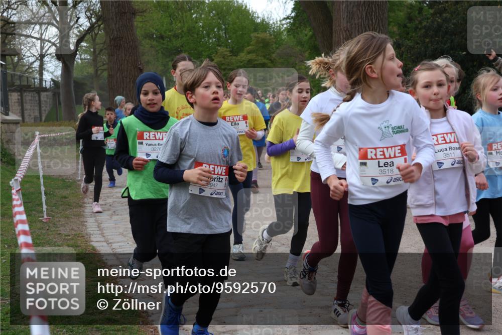 25.04.2026 - Das Zehntel Zöllner http://msf.ph/oto/9592570 25.04.2026 08:43:35 Laufen 3276, 2947, 3511, 3518 meine-sportfotos.de