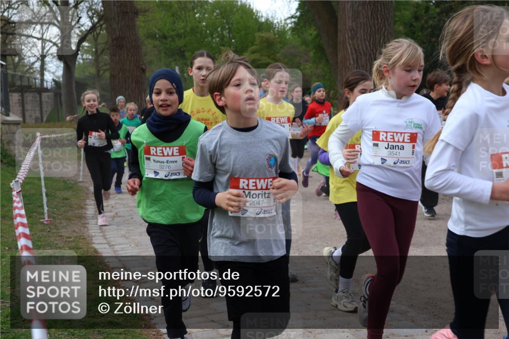25.04.2026 - Das Zehntel Zöllner http://msf.ph/oto/9592572 25.04.2026 08:43:35 Laufen 3276, 2947, 3541 meine-sportfotos.de