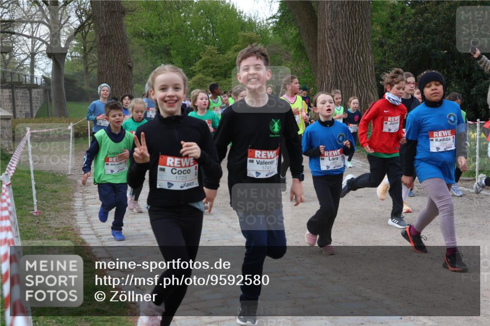 25.04.2026 - Das Zehntel Zöllner http://msf.ph/oto/9592580 25.04.2026 08:43:37 Laufen 1725, 1741 meine-sportfotos.de