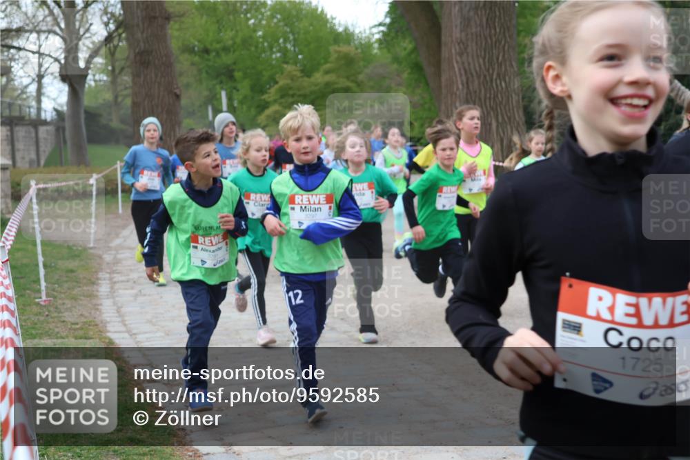 25.04.2026 - Das Zehntel Zöllner http://msf.ph/oto/9592585 25.04.2026 08:43:38 Laufen 3281, 12, 3297, 1725 meine-sportfotos.de