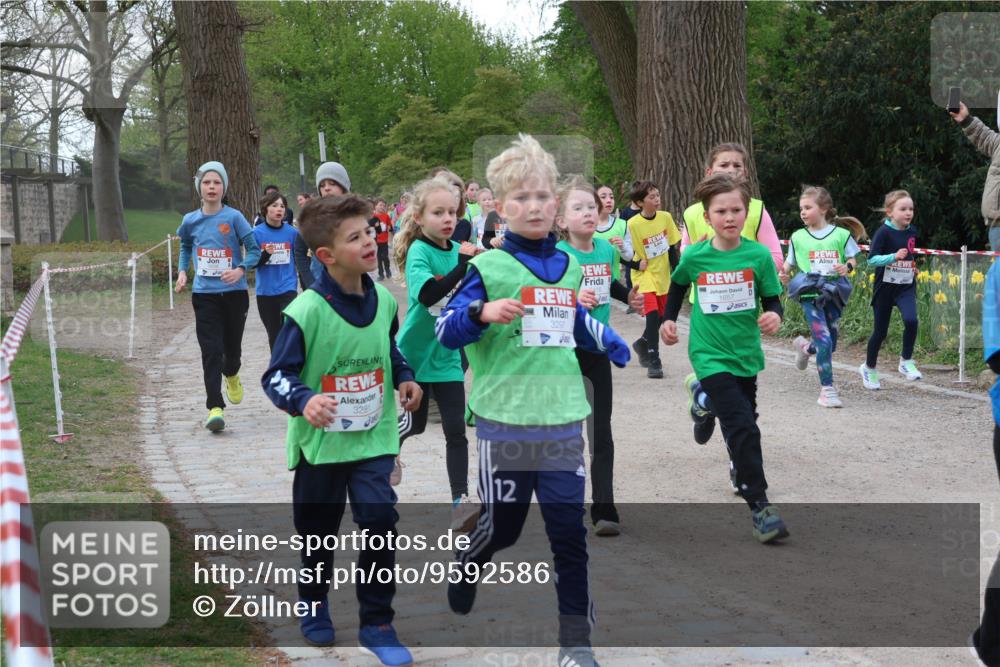 25.04.2026 - Das Zehntel Zöllner http://msf.ph/oto/9592586 25.04.2026 08:43:38 Laufen 3281, 12, 3297, 1657 meine-sportfotos.de