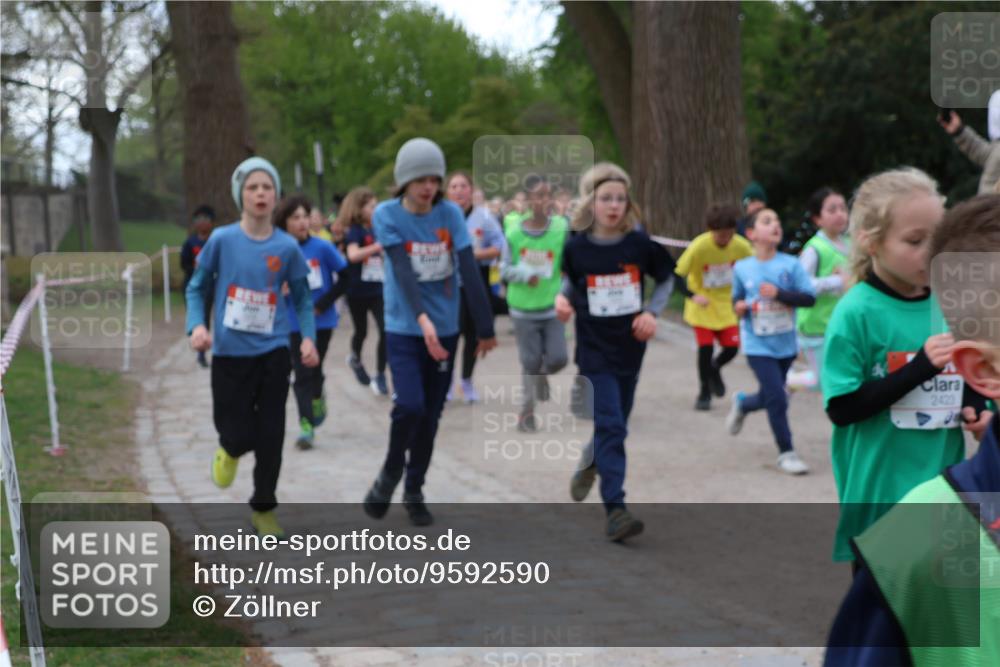 25.04.2026 - Das Zehntel Zöllner http://msf.ph/oto/9592590 25.04.2026 08:43:39 Laufen 2423 meine-sportfotos.de