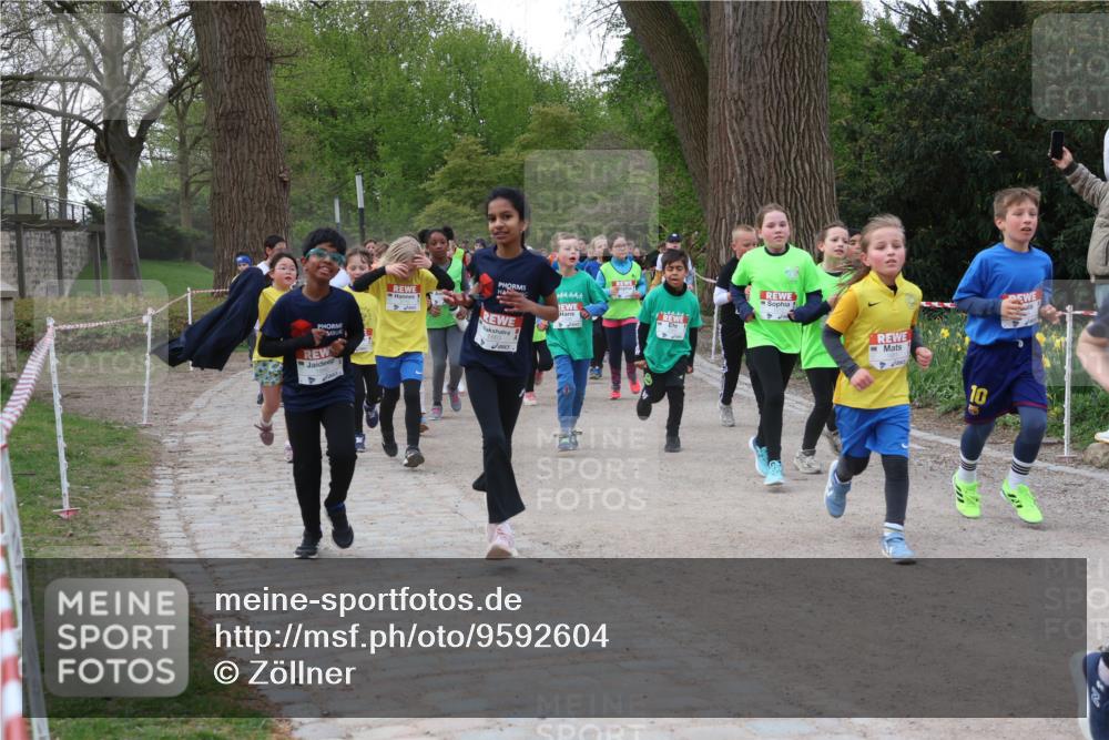 25.04.2026 - Das Zehntel Zöllner http://msf.ph/oto/9592604 25.04.2026 08:43:42 Laufen 1863, 10 meine-sportfotos.de