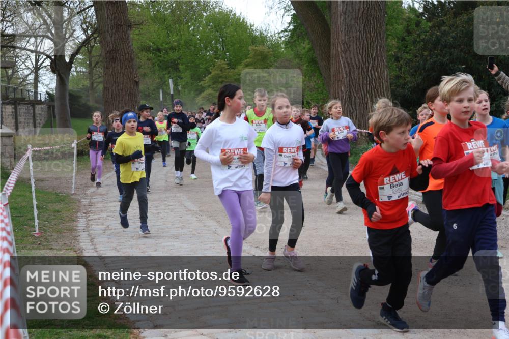 25.04.2026 - Das Zehntel Zöllner http://msf.ph/oto/9592628 25.04.2026 08:43:46 Laufen 3523, 2562, 6 meine-sportfotos.de