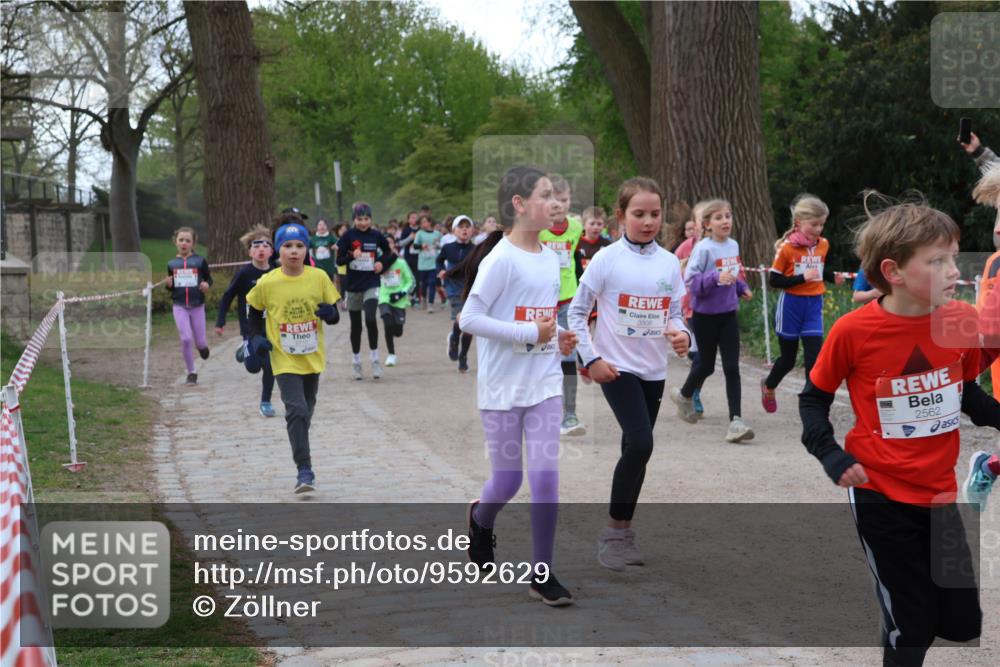 25.04.2026 - Das Zehntel Zöllner http://msf.ph/oto/9592629 25.04.2026 08:43:47 Laufen 3508, 2562 meine-sportfotos.de