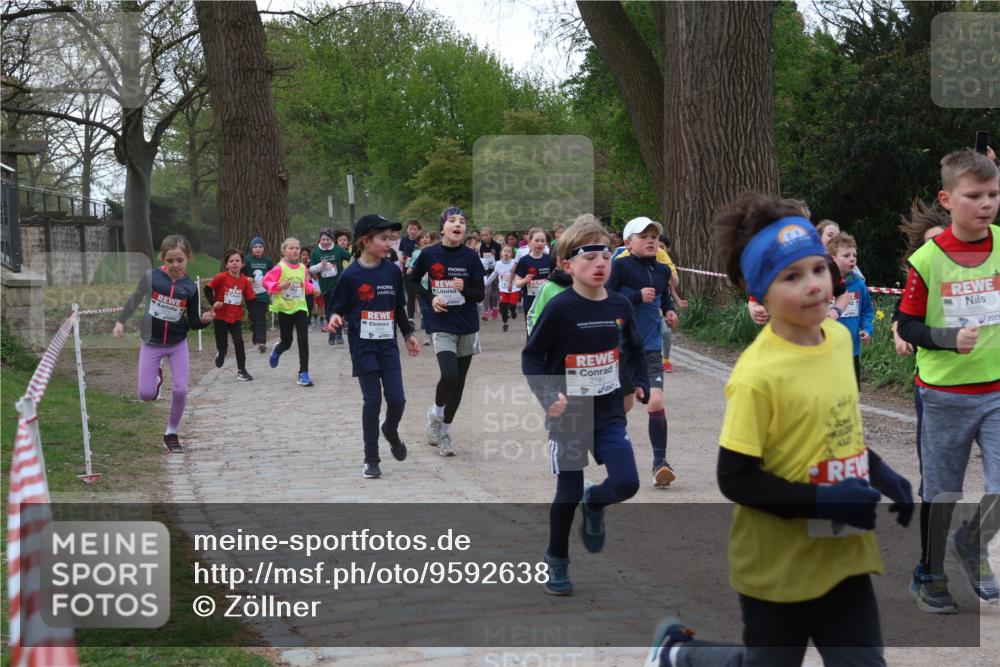 25.04.2026 - Das Zehntel Zöllner http://msf.ph/oto/9592638 25.04.2026 08:43:48 Laufen 3255 meine-sportfotos.de