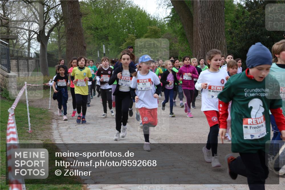 25.04.2026 - Das Zehntel Zöllner http://msf.ph/oto/9592668 25.04.2026 08:43:54 Laufen 2879, 288, 1388, 619 meine-sportfotos.de