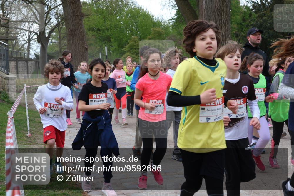 25.04.2026 - Das Zehntel Zöllner http://msf.ph/oto/9592686 25.04.2026 08:43:58 Laufen 2848, 2283, 281, 1119, 54, 421 meine-sportfotos.de