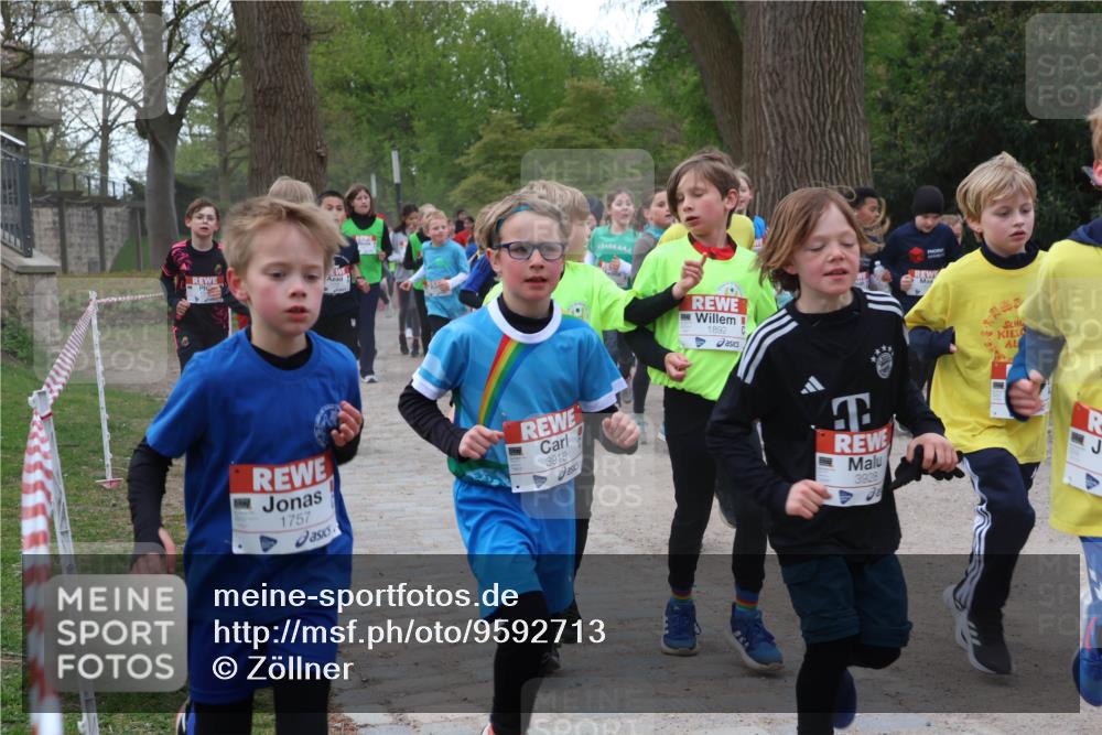 25.04.2026 - Das Zehntel Zöllner http://msf.ph/oto/9592713 25.04.2026 08:44:02 Laufen 1757, 3918, 1892, 3928 meine-sportfotos.de