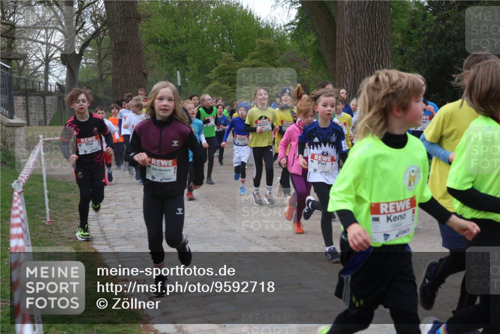25.04.2026 - Das Zehntel Zöllner http://msf.ph/oto/9592718 25.04.2026 08:44:03 Laufen 1099, 1564, 1894 meine-sportfotos.de
