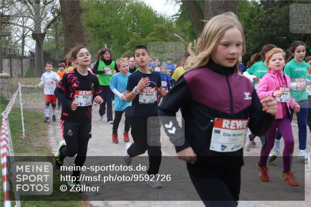 25.04.2026 - Das Zehntel Zöllner http://msf.ph/oto/9592726 25.04.2026 08:44:04 Laufen 1099, 1098, 3357, 1564 meine-sportfotos.de