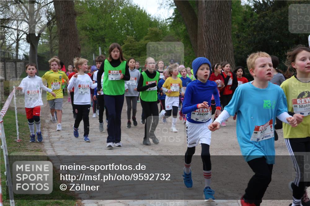 25.04.2026 - Das Zehntel Zöllner http://msf.ph/oto/9592732 25.04.2026 08:44:05 Laufen 11, 3757, 1556 meine-sportfotos.de