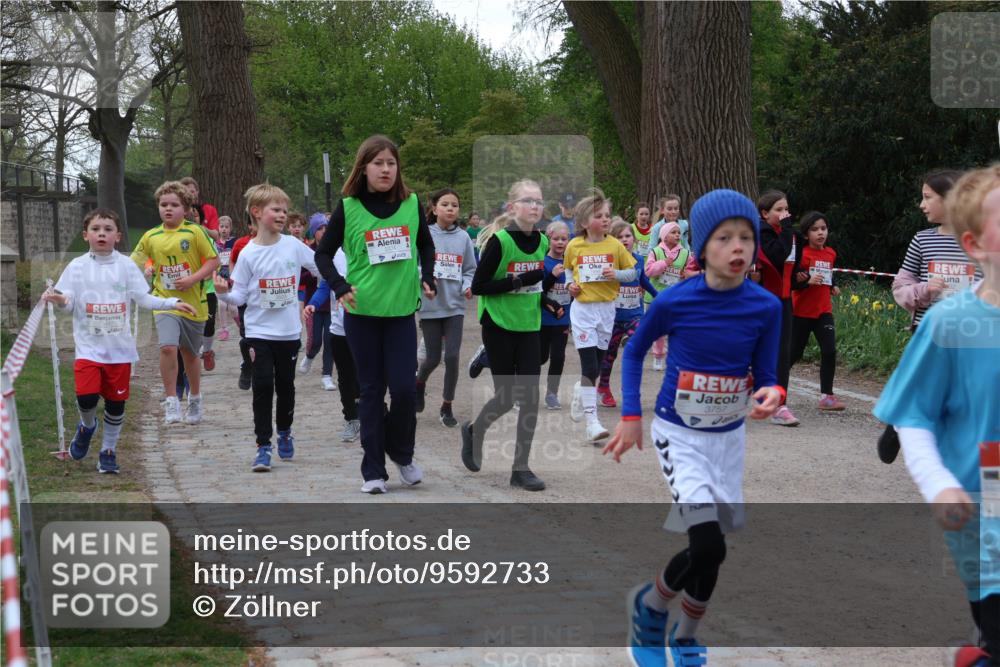 25.04.2026 - Das Zehntel Zöllner http://msf.ph/oto/9592733 25.04.2026 08:44:06 Laufen 3757 meine-sportfotos.de