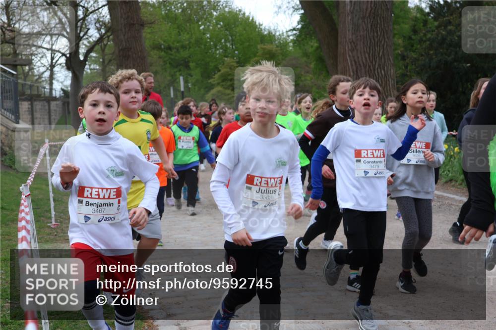 25.04.2026 - Das Zehntel Zöllner http://msf.ph/oto/9592745 25.04.2026 08:44:08 Laufen 3467, 3503, 3479, 1626 meine-sportfotos.de