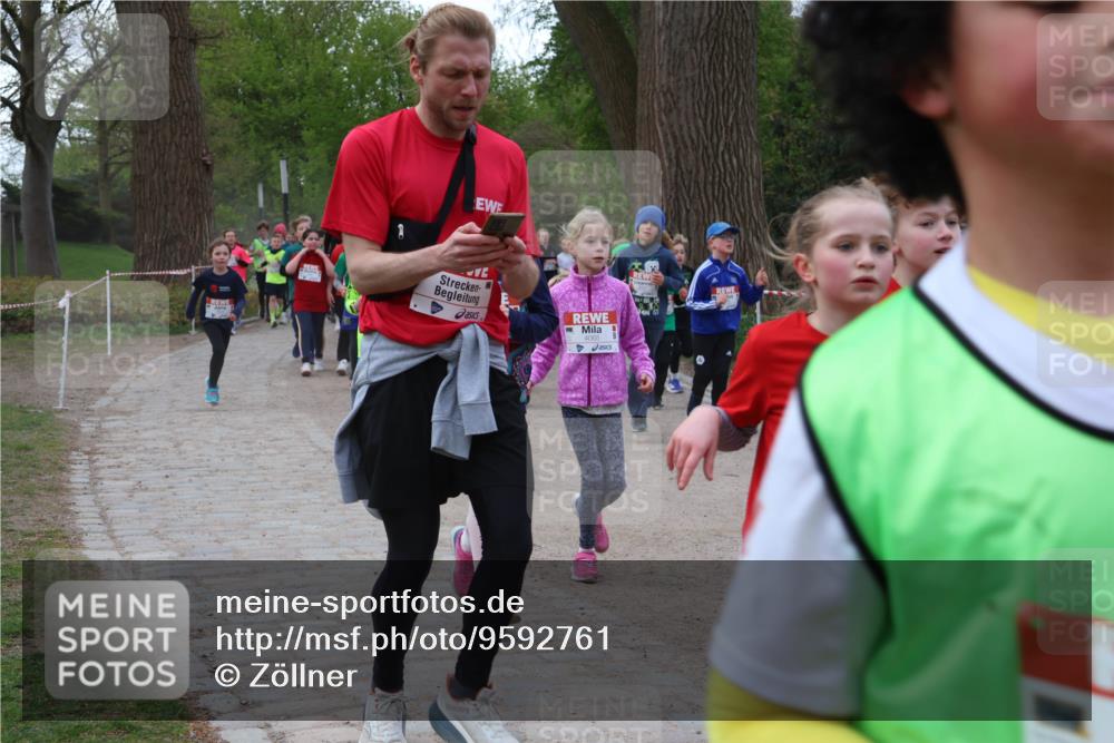 25.04.2026 - Das Zehntel Zöllner http://msf.ph/oto/9592761 25.04.2026 08:44:11 Laufen  meine-sportfotos.de