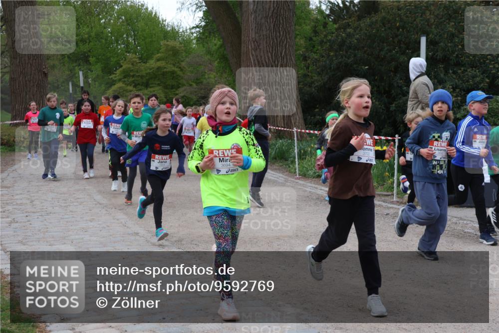25.04.2026 - Das Zehntel Zöllner http://msf.ph/oto/9592769 25.04.2026 08:44:13 Laufen 3694, 3702 meine-sportfotos.de