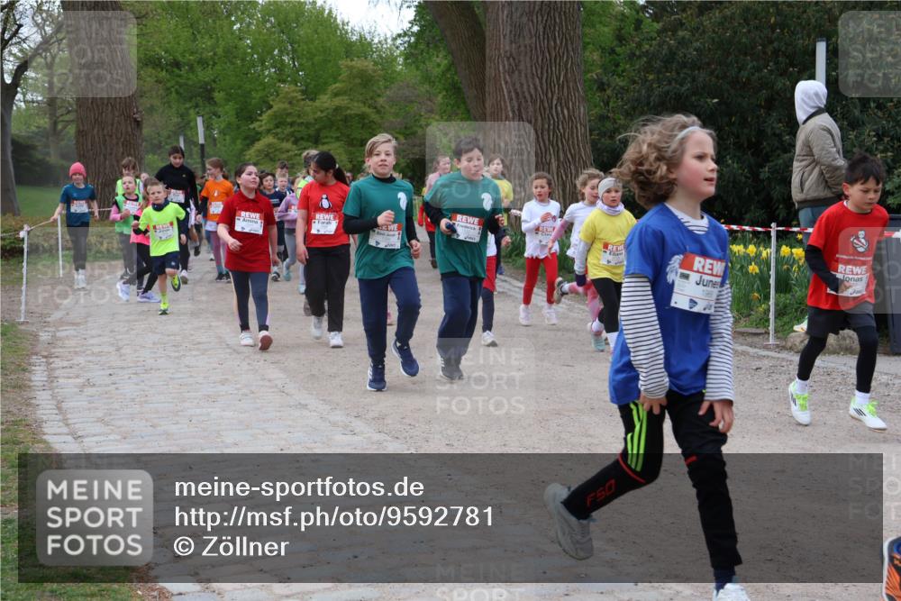 25.04.2026 - Das Zehntel Zöllner http://msf.ph/oto/9592781 25.04.2026 08:44:16 Laufen 50, 1966 meine-sportfotos.de