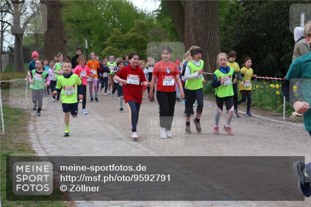25.04.2026 - Das Zehntel Zöllner http://msf.ph/oto/9592791 25.04.2026 08:44:18 Laufen  meine-sportfotos.de
