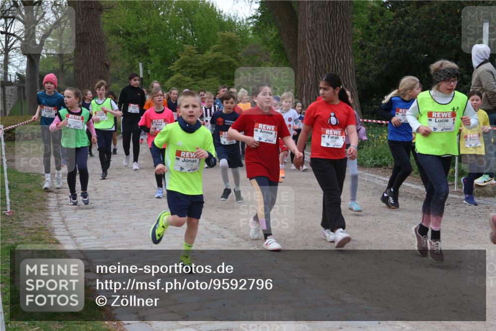 25.04.2026 - Das Zehntel Zöllner http://msf.ph/oto/9592796 25.04.2026 08:44:19 Laufen 3938, 3211 meine-sportfotos.de