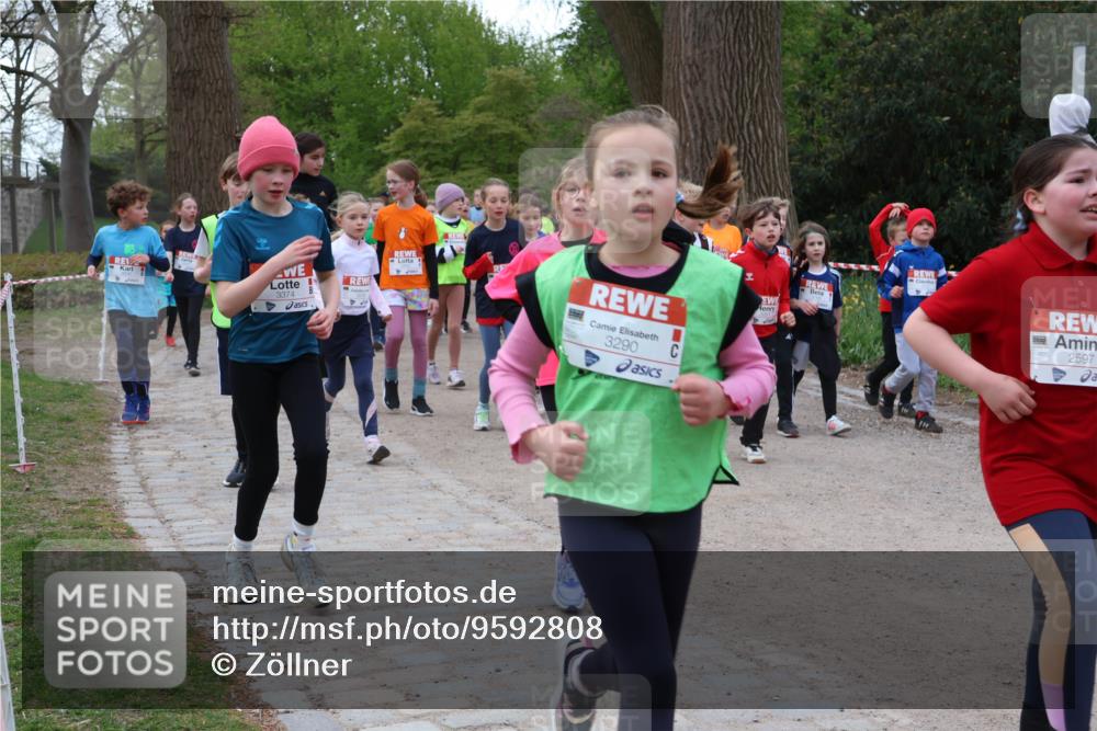 25.04.2026 - Das Zehntel Zöllner http://msf.ph/oto/9592808 25.04.2026 08:44:21 Laufen 3374, 3290, 2597 meine-sportfotos.de