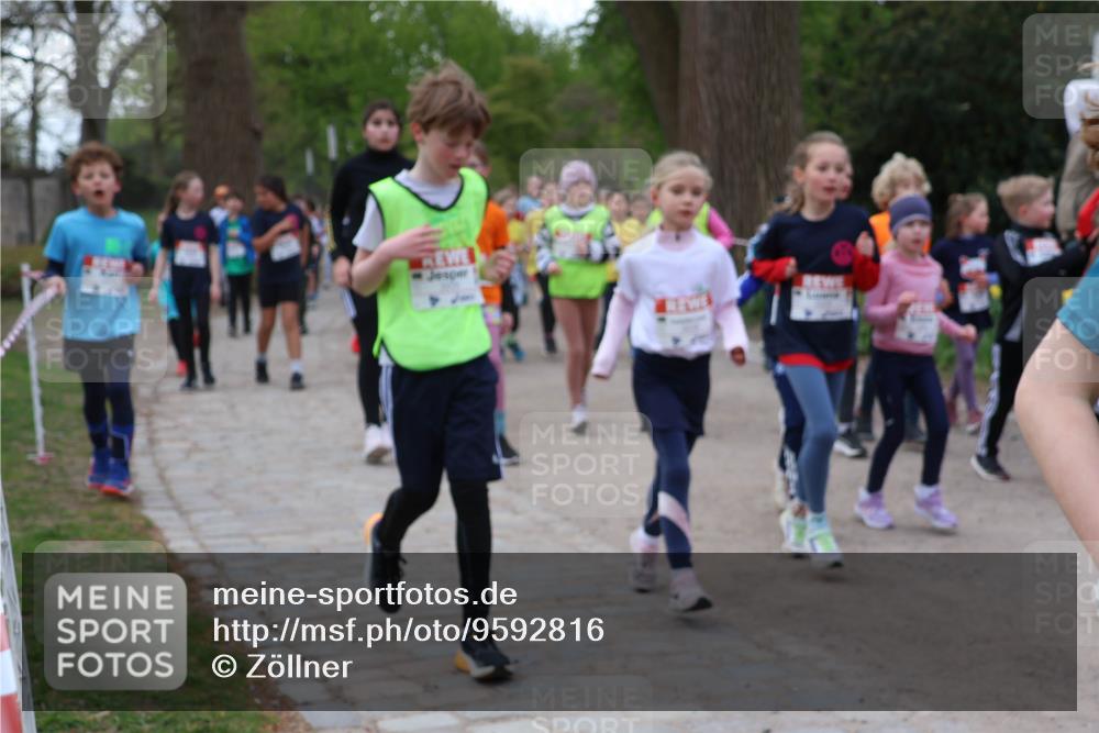 25.04.2026 - Das Zehntel Zöllner http://msf.ph/oto/9592816 25.04.2026 08:44:23 Laufen  meine-sportfotos.de