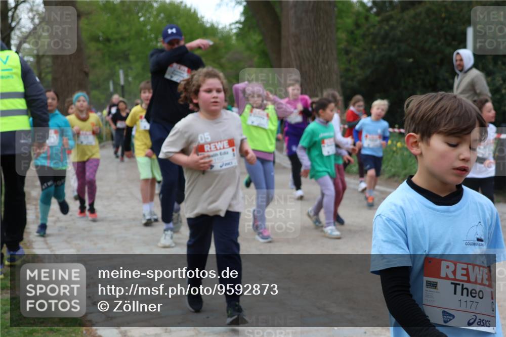 25.04.2026 - Das Zehntel Zöllner http://msf.ph/oto/9592873 25.04.2026 08:44:36 Laufen 05, 1107, 1177, 1177 meine-sportfotos.de