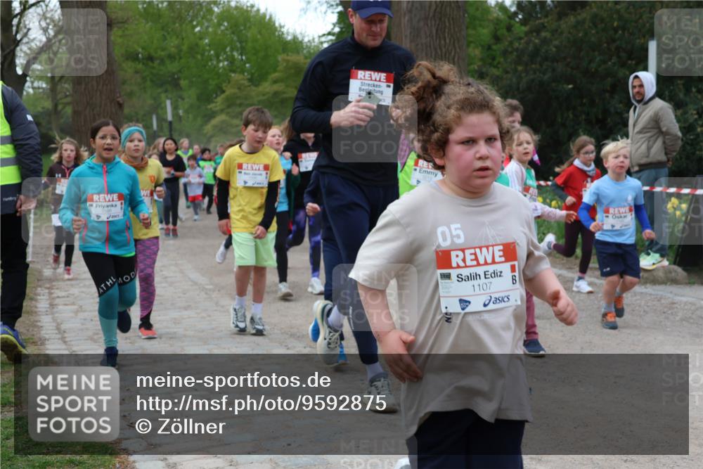 25.04.2026 - Das Zehntel Zöllner http://msf.ph/oto/9592875 25.04.2026 08:44:37 Laufen 1500, 05, 1107, 98 meine-sportfotos.de