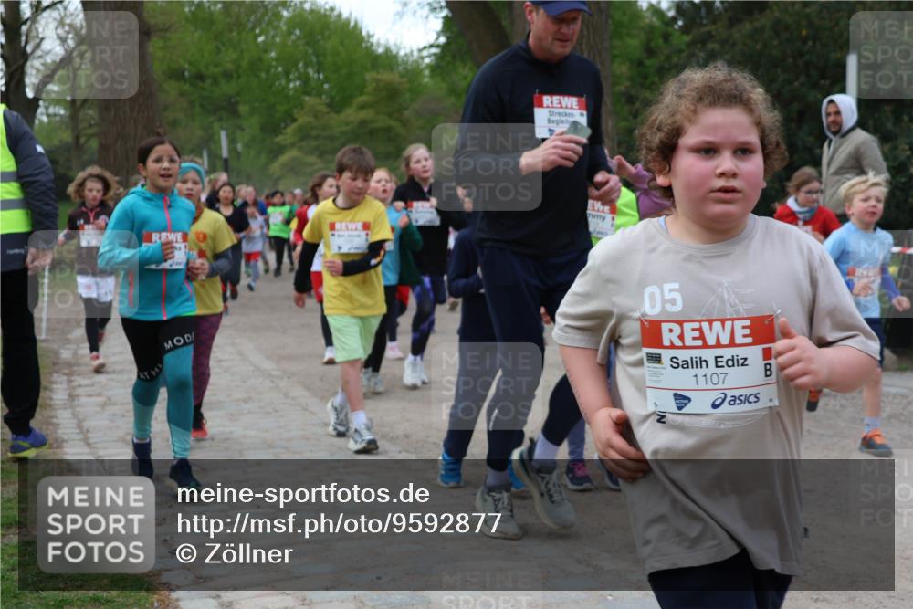 25.04.2026 - Das Zehntel Zöllner http://msf.ph/oto/9592877 25.04.2026 08:44:37 Laufen 05, 1107 meine-sportfotos.de