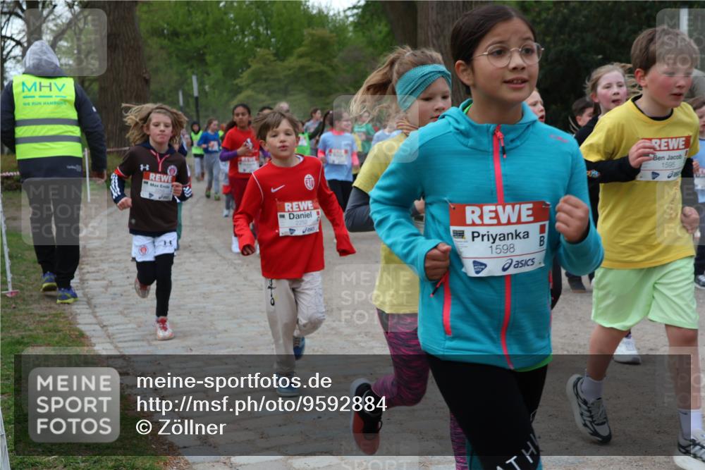 25.04.2026 - Das Zehntel Zöllner http://msf.ph/oto/9592884 25.04.2026 08:44:39 Laufen 2252, 1598, 1596 meine-sportfotos.de